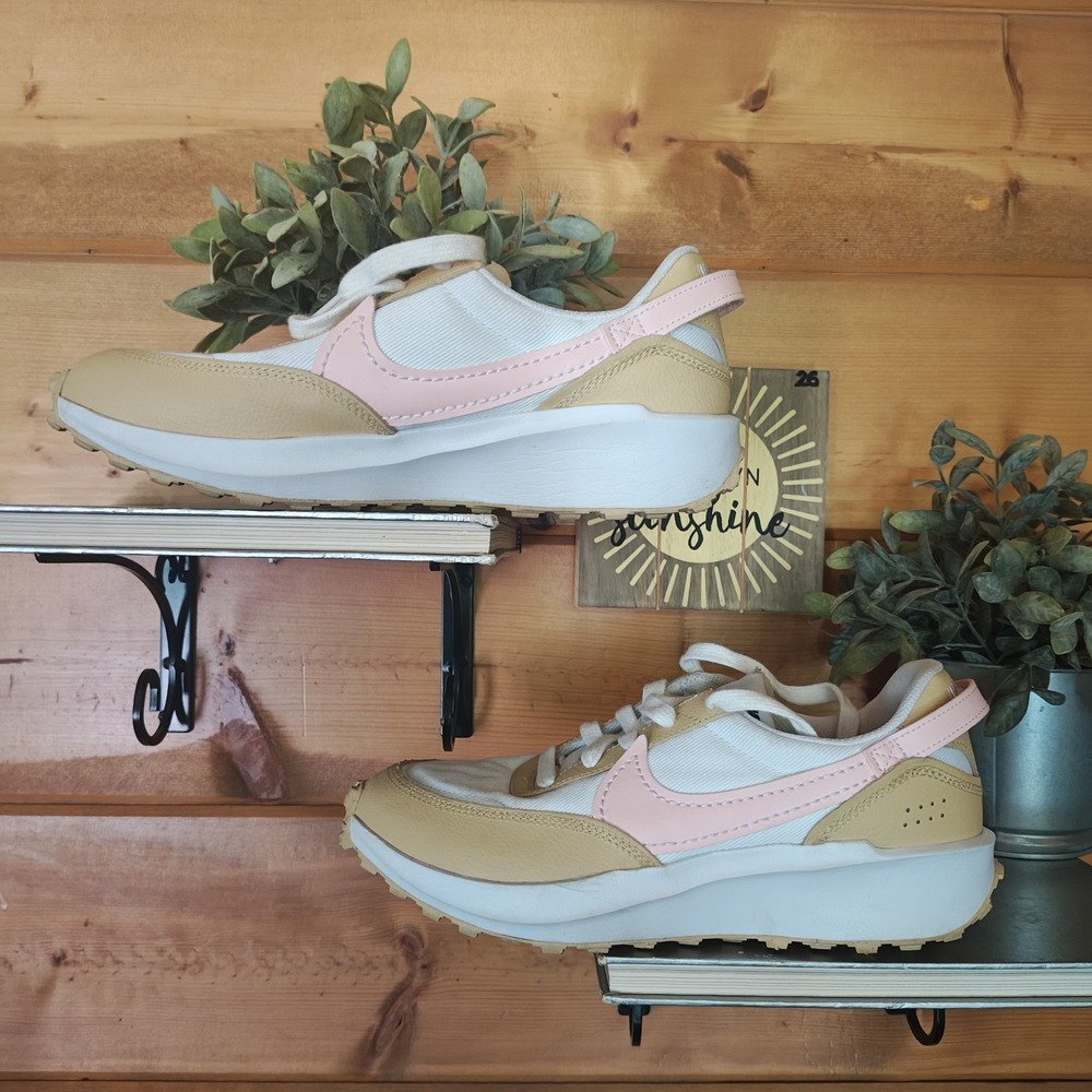 Nike Waffle Debut Outsole-White/ Beige/ Pink Sneaker DV0764-100 Women's Size 9.5